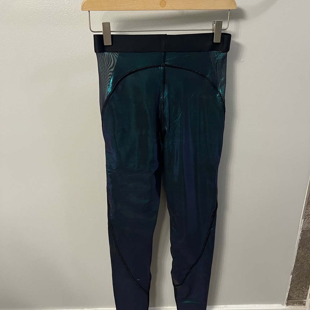 NWT shiny leggings (Savage X Fenty)